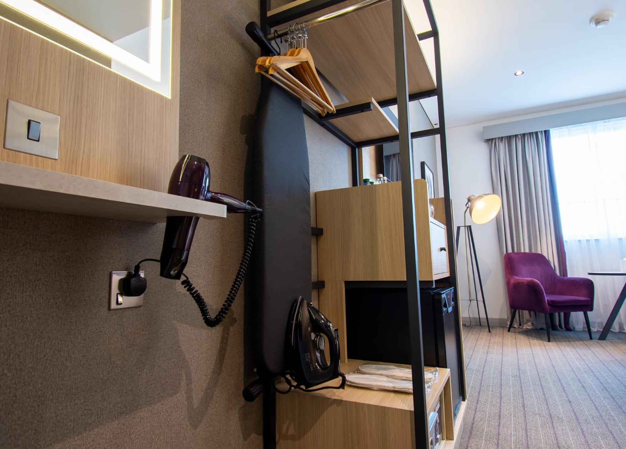 Premier Inn Abu Dhabi Capital Centre Room photo